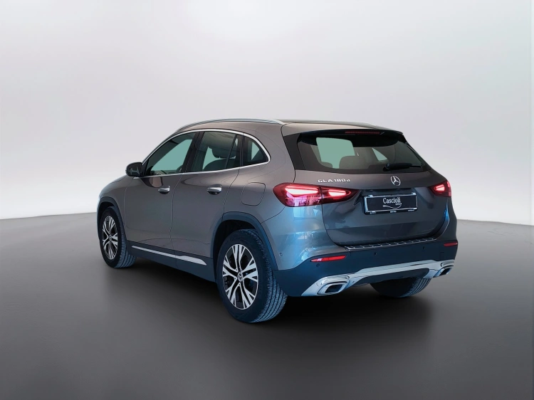 7 - Mercedes-Benz GLA 180 d Progressive Advanced Plus auto