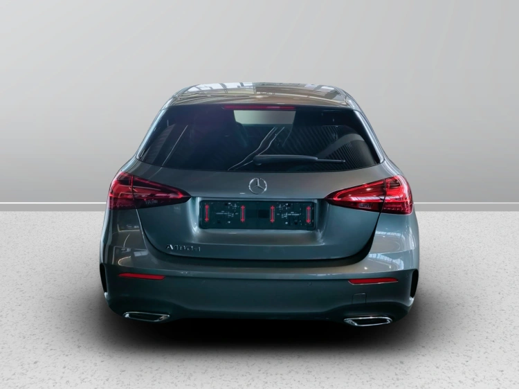 4 - Mercedes-Benz Classe A 180 d Automatic