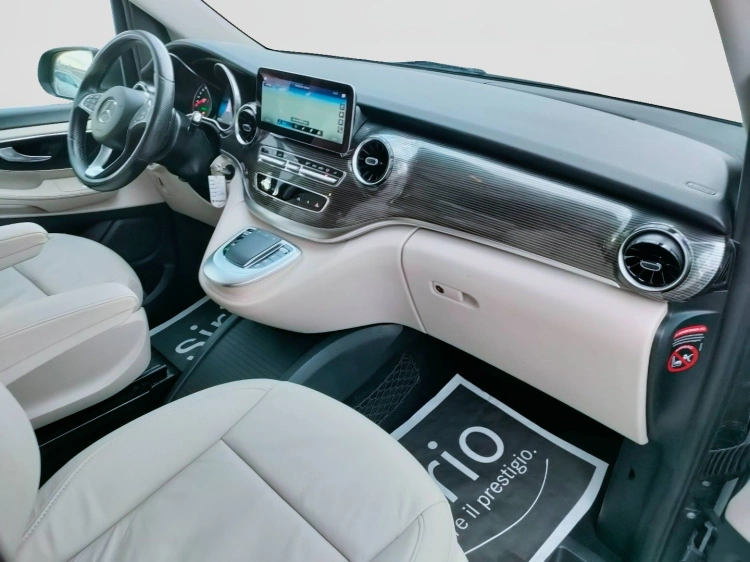 10 - Mercedes-Benz Classe V Long 250 d Premium 4matic auto