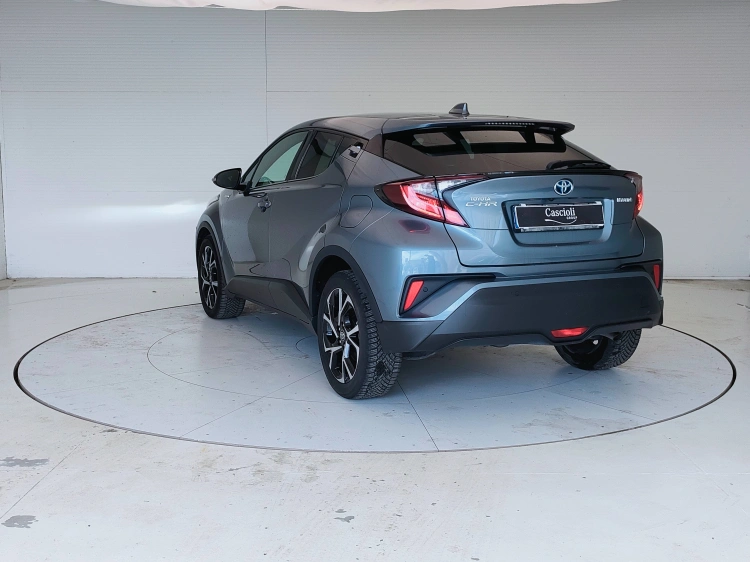 7 - Toyota C-HR C-HR 1.8h Trend e-cvt