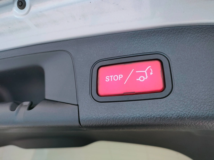 16 - Mercedes-Benz EQA 250+ Electric Art Advanced Plus