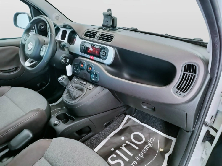 12 - Fiat Panda Panda 1.2 City Cross s&s 69cv my19
