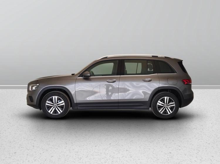 3 - Mercedes-Benz GLB 180 d Business Extra auto