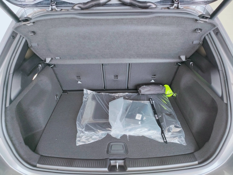 9 - Mercedes-Benz Classe B 180 d Street Edition auto