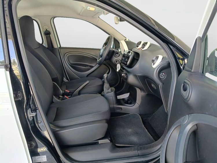 11 - smart forfour Forfour 1.0 Youngster 71cv my18