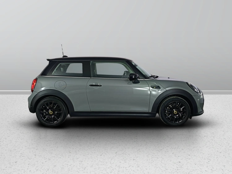 6 - MINI Cooper Mini 3p Cooper SE Classic auto