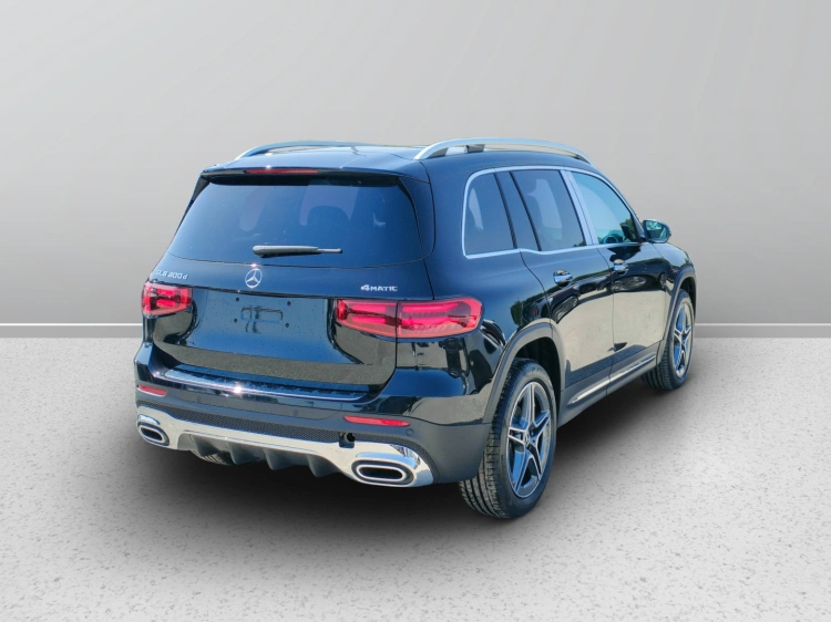 5 - Mercedes-Benz GLB 200 d Automatic 4MATIC