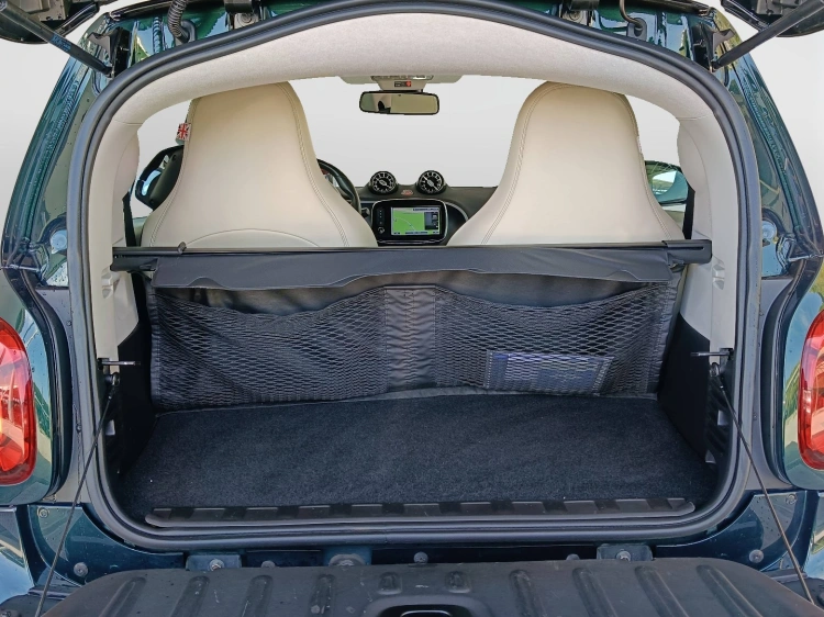 18 - smart fortwo Fortwo 0.9 t British Green 90cv twinamic
