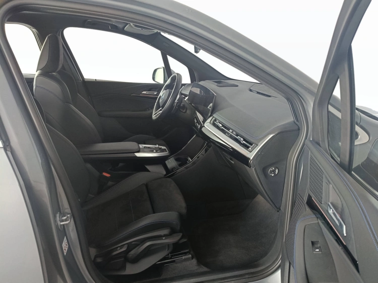12 - BMW Serie 2 220i Active Tourer mhev 48V Msport auto