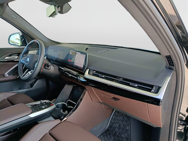 10 - BMW X1 M X1 xdrive M35i auto