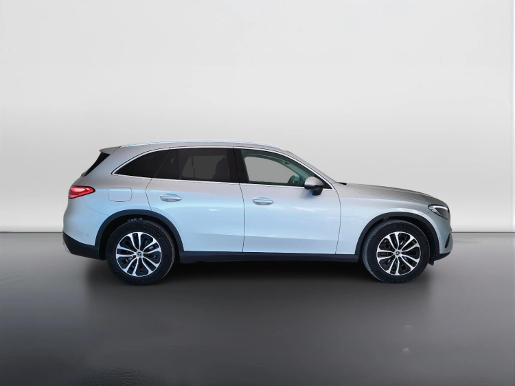 7 - Mercedes-Benz GLC 200 d Advanced 4matic auto