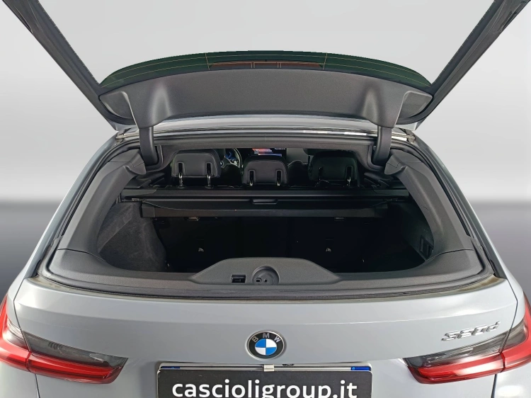 20 - BMW Serie 3 320d Touring mhev 48V MSport auto