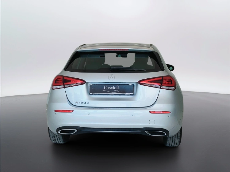 6 - Mercedes-Benz Classe A 180 d Sport auto