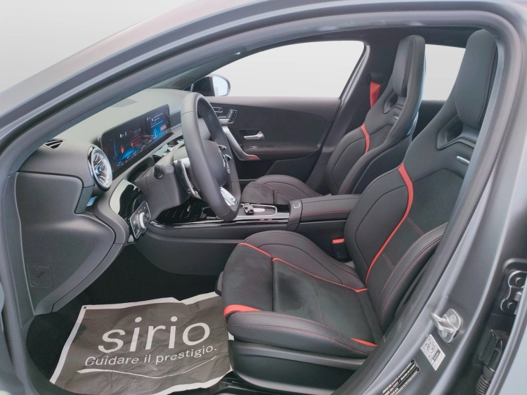 18 - Mercedes AMG Classe A Mercedes-AMG A 35 RACE EDITION 
