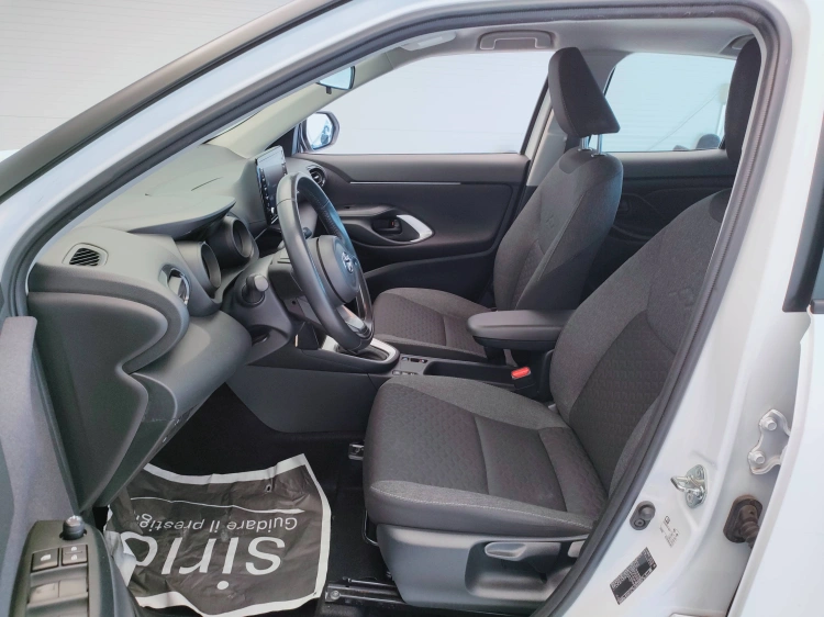 15 - Toyota Yaris Cross Yaris Cross 1.5h Active fwd 116cv e-cvt