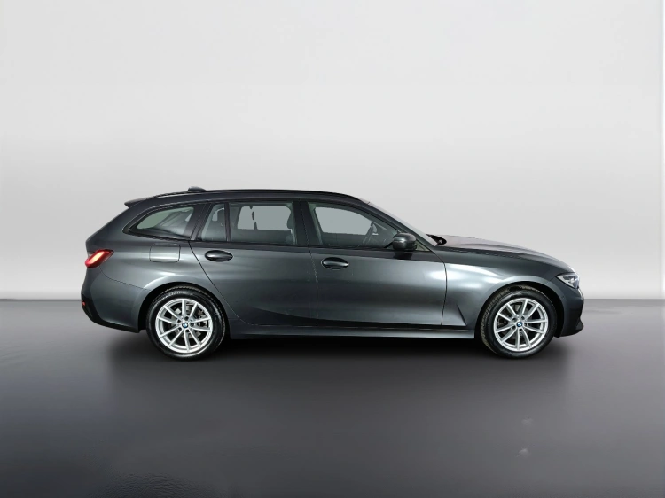 3 - BMW Serie 3 320d Touring mhev 48V xdrive auto