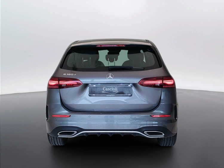 6 - Mercedes-Benz Classe B 180 d AMG Line Advanced Plus auto