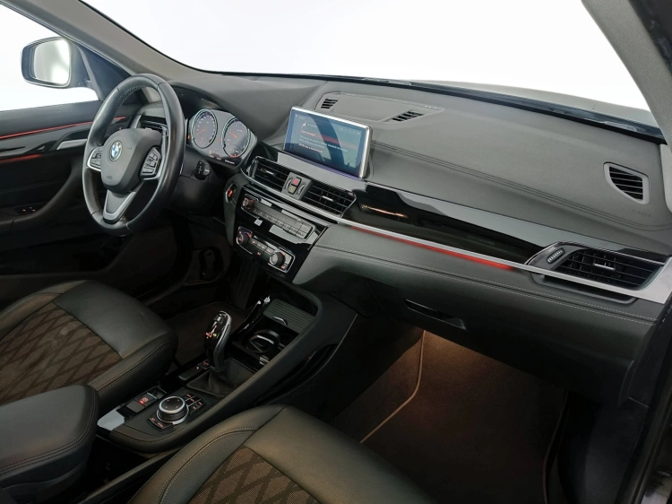 10 - BMW X1 X1 sdrive18d xLine auto