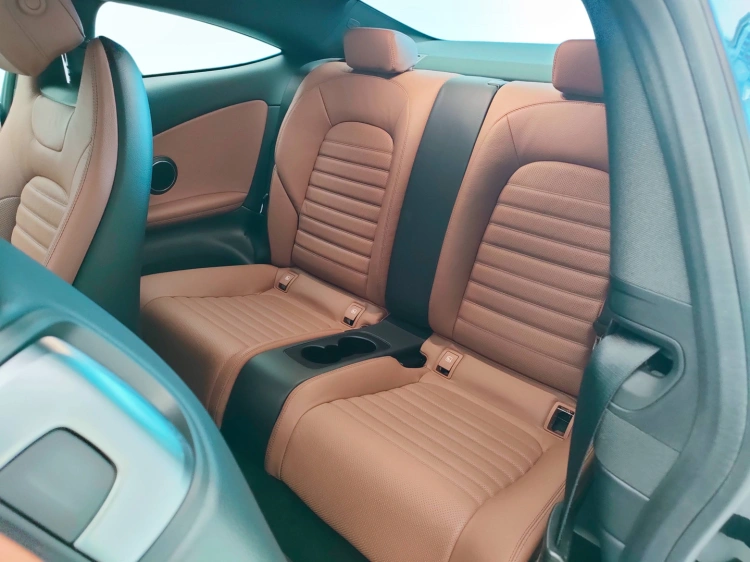 11 - Mercedes-Benz Classe C Coupe 220 d Premium 4matic auto