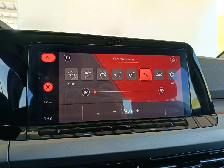 15 - Volkswagen Golf Golf 2.0 tdi Life 115cv