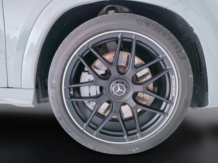 11 - Mercedes AMG GLE Mercedes-AMG GLE 53 4matic+