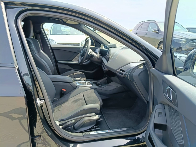 11 - BMW Serie 1 118d MSport Pro auto