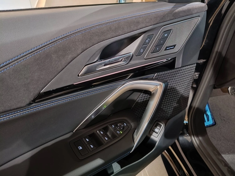 10 - BMW X2 M BMW X2 M35i xDrive