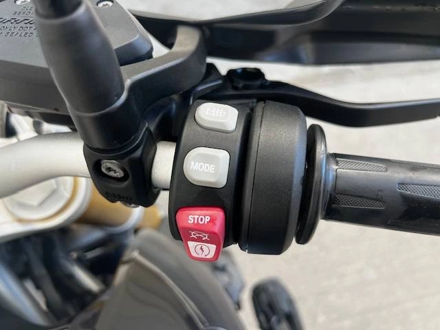 4 - BMW Motorrad R R 1200 R Abs my17