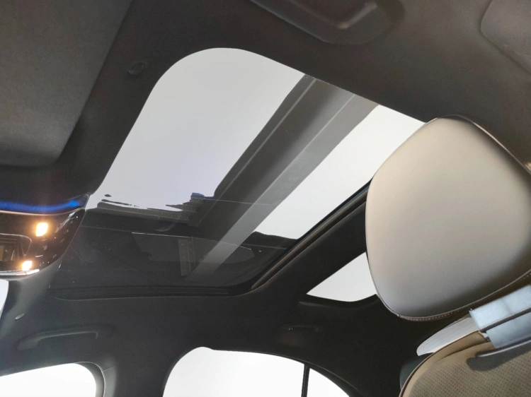 28 - Mercedes-Benz Classe E 53 Hybrid 4MATIC+