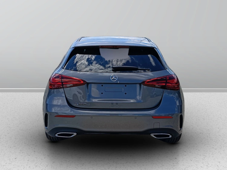 4 - Mercedes-Benz Classe A 180 d Automatic