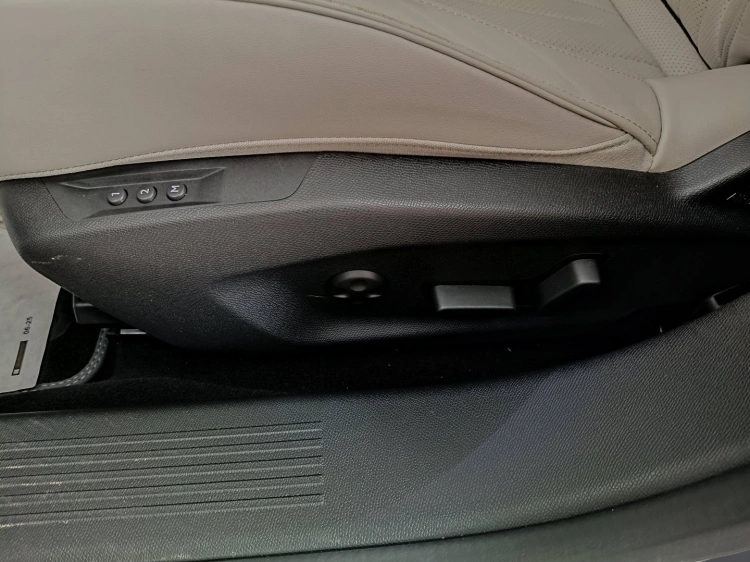 17 - Ds 4 DS4 1.5 bluehdi Esprit de Voyage 130cv auto