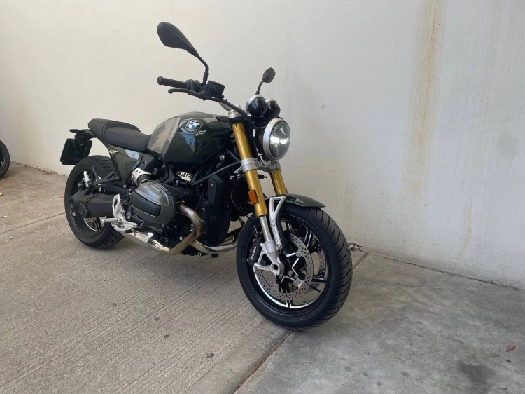 3 - BMW Motorrad nineT R 12 NINET