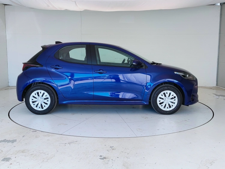 4 - Toyota Yaris YARIS 1.5H ECVT 5P MY26