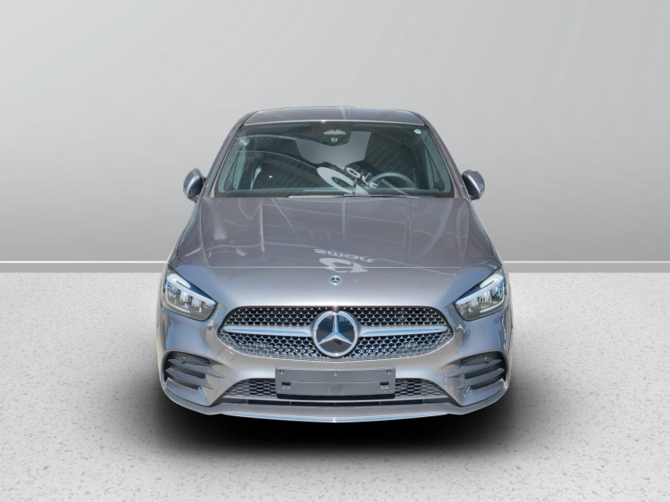 2 - Mercedes-Benz Classe B 180 d