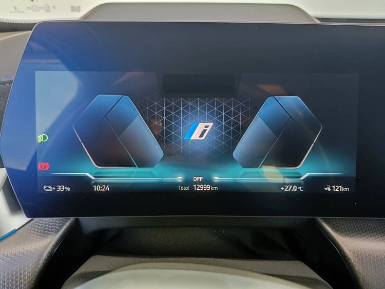 12 - BMW iX2 iX2 edrive 20 MSport Pro