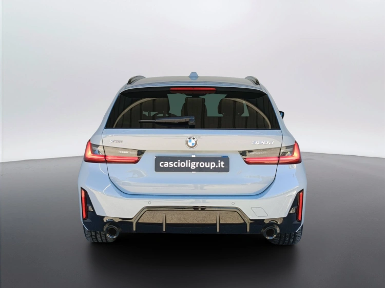 5 - BMW Serie 3 320d Touring mhev 48V xdrive MSport Pro auto