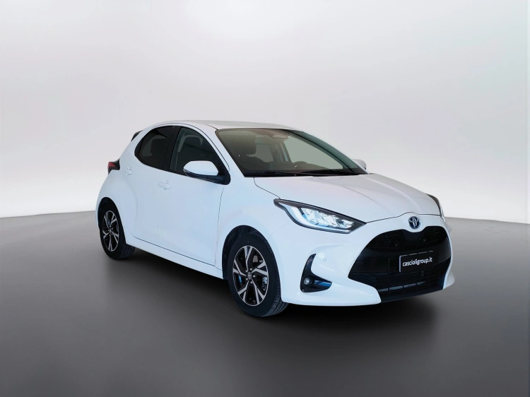 3 - Toyota Yaris Yaris 1.5h Trend