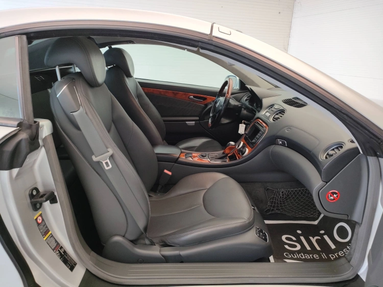 15 - Mercedes-Benz SL 600 V12 biturbo