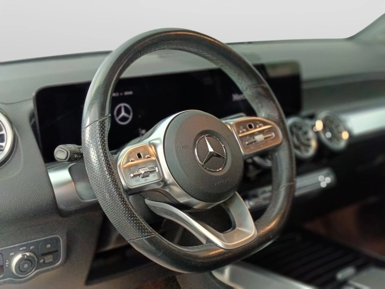 17 - Mercedes-Benz GLB 200 d Premium auto