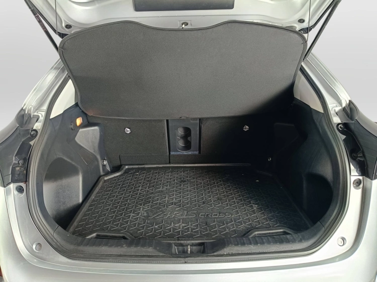 19 - Toyota Yaris Cross TOYOTA Yaris Cross 1.5 Hybrid 5p. E-CVT Lounge