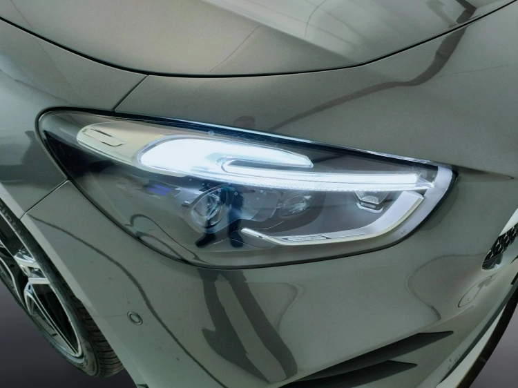 10 - Mercedes-Benz Classe B 180 d AMG Line Advanced Plus auto