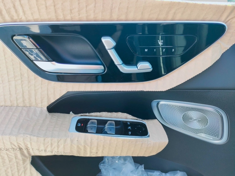 12 - Mercedes AMG GLC Mercedes-AMG GLC 53 4MATIC+