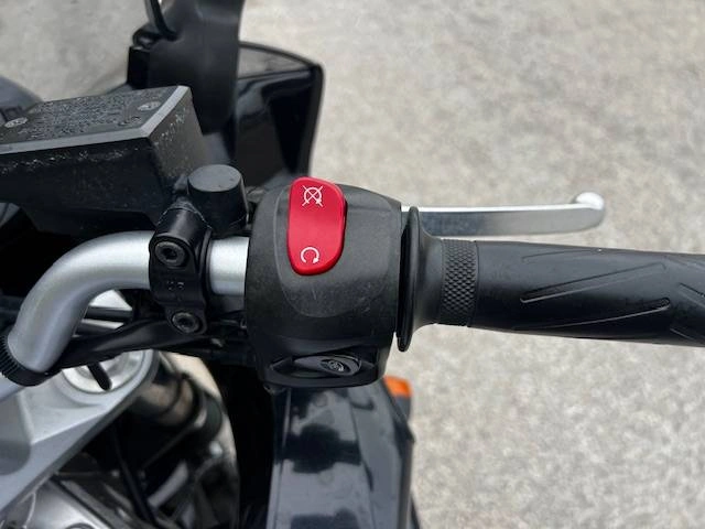 6 - Yamaha E1724 YAMAHA FZ6