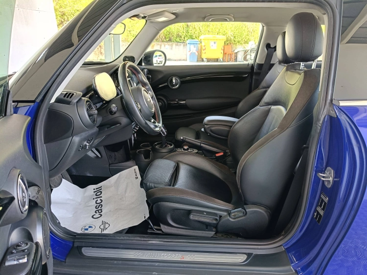 8 - MINI Cooper Mini 3p 2.0 Cooper S Business XL 178cv auto