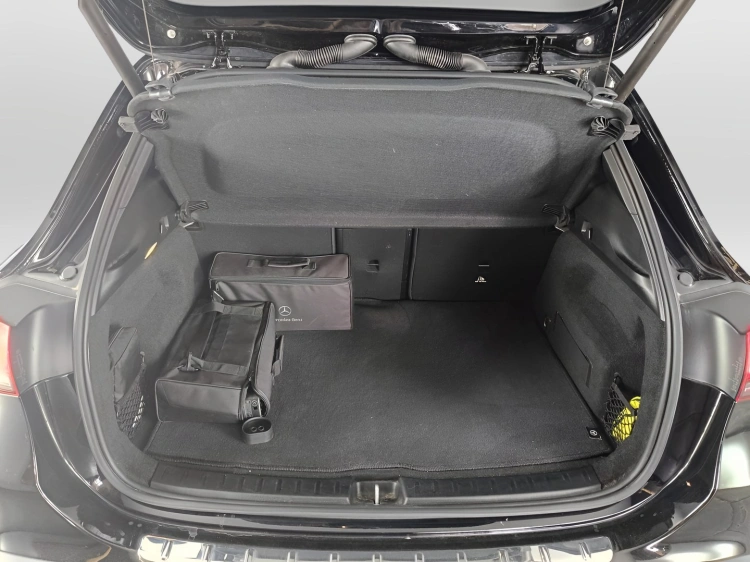 14 - Mercedes-Benz EQA 250 Premium