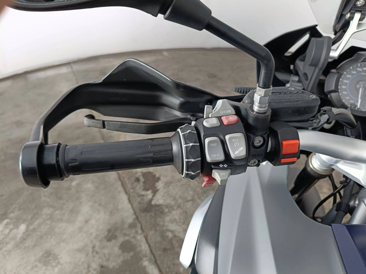 7 - BMW Motorrad GS R 1200 GS Abs my13