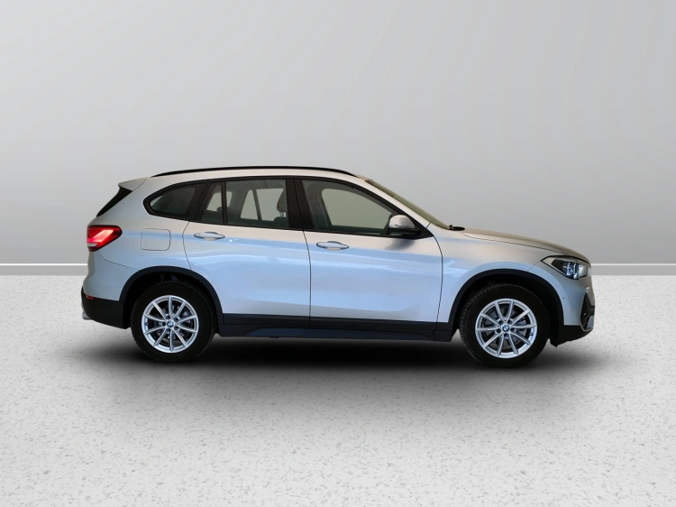 7 - BMW X1 X1 xdrive18d Advantage auto