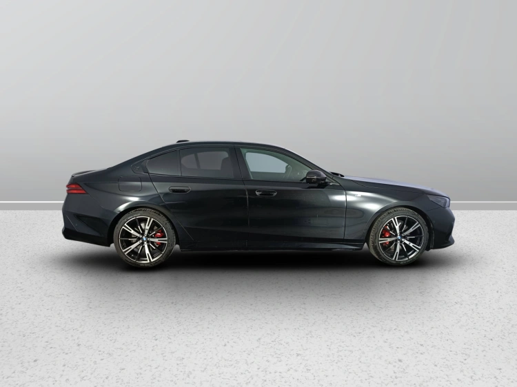 6 - BMW Serie 5 520d 48V sdrive MSport auto