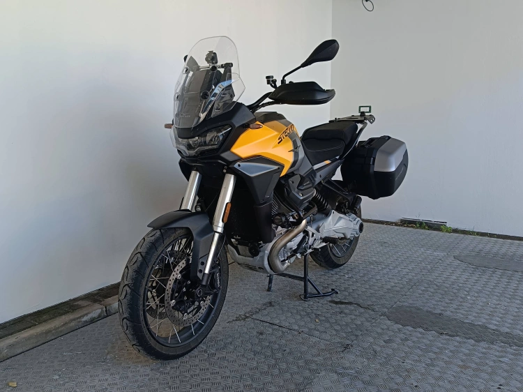 7 - Moto guzzi V85 V 85 TT