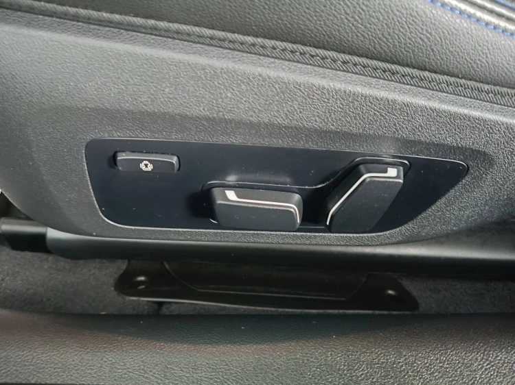 17 - BMW Serie 4 420d Cabrio mhev 48V MSport Pro auto